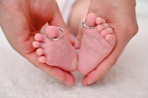 荣成7个月孕妇肚子疼
